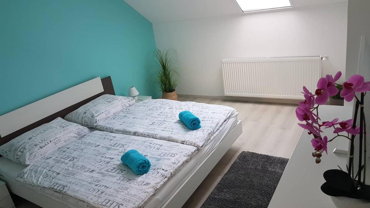 Promenad Apartman Могач Екстер'єр фото